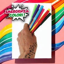 Carica l&#39;immagine nel visualizzatore di Gallery, EMERGENZA COLORI colora libro di NINNAeMATTI con 10 pennarelli personalizzati.
