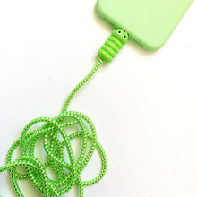 Carica l&#39;immagine nel visualizzatore di Gallery, WOWPhone 1 PZ 3,5€. Colorati Kit Cable Protector per proteggere i cavetti di tanti dispositivi
