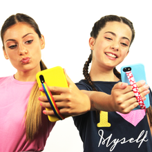 Carica l&#39;immagine nel visualizzatore di Gallery, WowStripes 1 confezione 3,50€. Le colorate fascette di tessuto per cambiare look al cellulare
